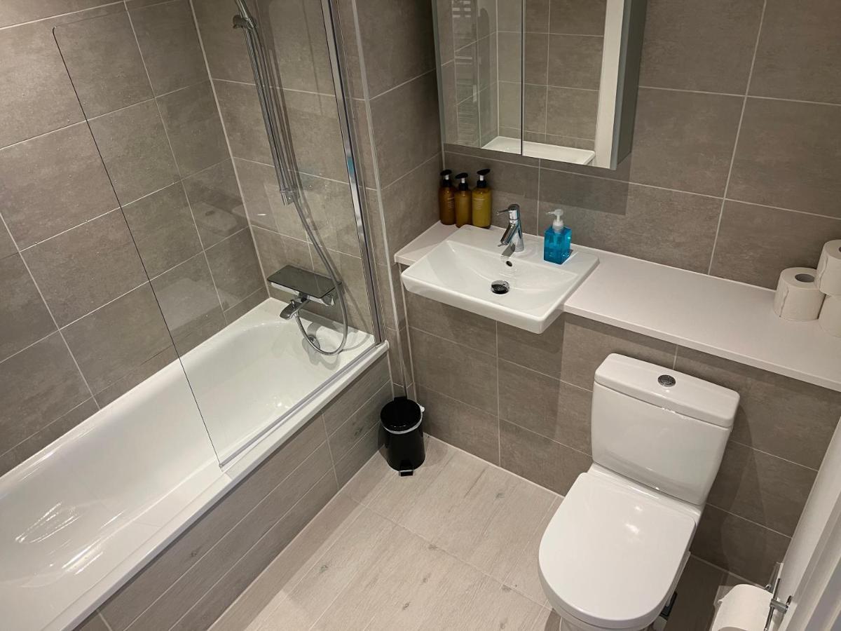 Crown X Chapel Apartments Manchester Bagian luar foto