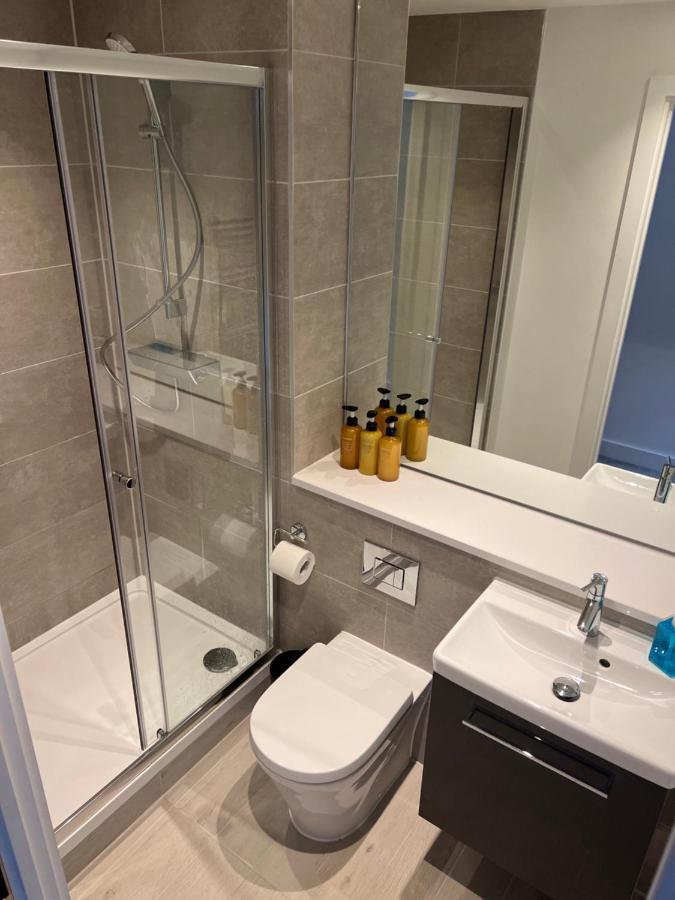 Crown X Chapel Apartments Manchester Bagian luar foto